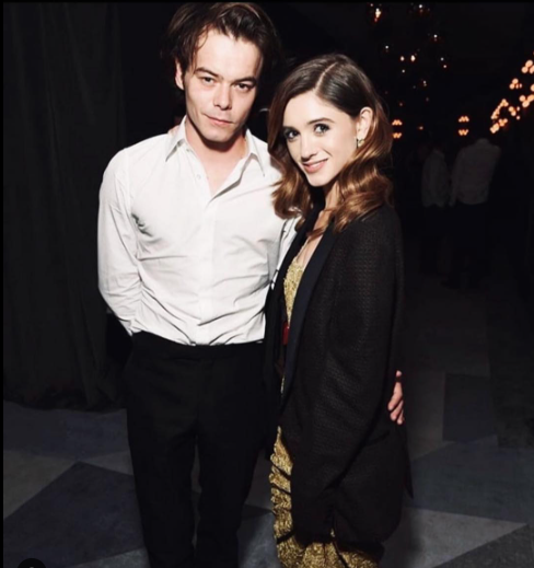 Charlie Heaton and Natalia Dyer at the 2018 Emmys'.