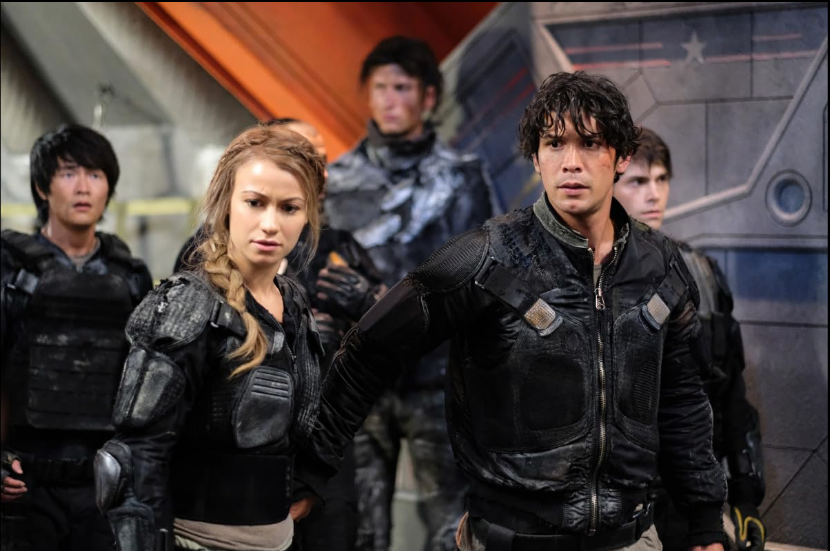 Bob Marley with his other cast members during a scene of 'The 100'